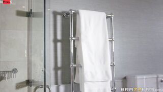 Ex Sex Clip With Ashley Adams, Cassidy Klein - Brazzers Official