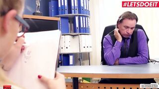 BUMSBUERO - Lusty Boss Finally Fucks His sexy Secretary Scarlett Scott - LETSDOEIT
