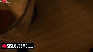 Sis Loves Me - Stepsister Elsa Jean Extra Buck Convinced