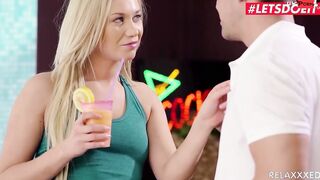 RELAXXXED - Bombshell Blonde Lindsey Olsen Got Turned On For Gigantic Penis By The Pool - LETSDOEIT