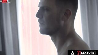 21 SEXTURY - Hot Blonde Alexa Flexy Washes Off For ROUGH ANAL + CUMSHOT SURPRISE!