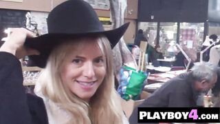 Sexy blonde MILF shows stunning ass