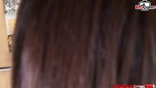 Young pussy with mouth with dark hair getting a cumshot on her