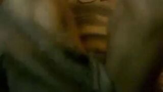 Svensk cam-tjej med en liten fitta