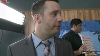 Monique Lo Hace Entretenido Scene With James Deen, Monique Alexander - Brazzers Official