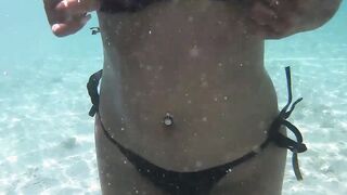 Hot amateur Thai teen fucked at a lagoon