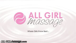 She Has A double penetration Sex Toys Session Massage