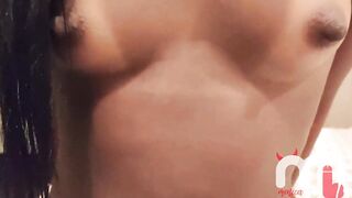 Finger Bang a incredible sexy young black woman