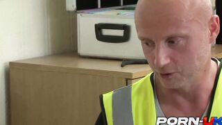 British Ginger Yuffie Yulan Bangs a Deliveryman