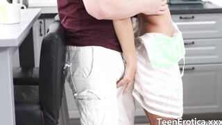 Erotic Anal With Amazing 19 Yo Kate Rich