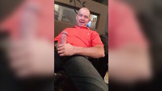 Str8 daddy jerking watching porn
