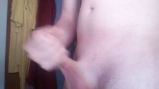 German Amateur Guy Quick Jerk Session With Cum