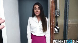PropertySex Cutie Real Estate Agent Mackenzie Mace Motivates Handy Man To Get The Job Done