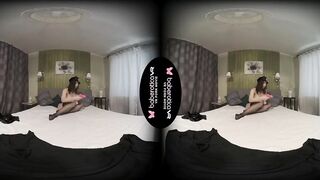 Solo gal, Monica is masturbating with a sex sex toy, in VR