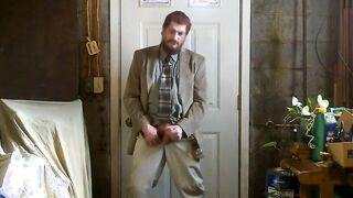 Str8 Israeli daddy jerk off in suit