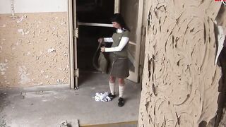 CUTE DARK HAIR 18 YO LIKE OUTDOORS ANAL 3 WAY MMF