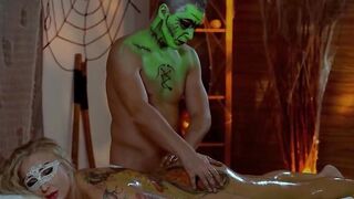 RELAXXXED - Halloween Oiled Massage For Long Titties Blonde Kayla Green - LETSDOEIT