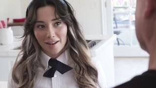 Aria Shows Her Professor Some Appreciation