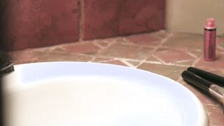 Vienna And Her Hubby Cum To A Deal