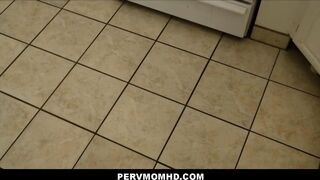 Huge Butt Huge Boobs MILF Step Cougar Carmen Valentina Family