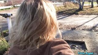 Outdoors Agent hot Goddess Shows Her thanks With An Incredible Hot outdoor
