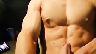 Str8 guy stroke in car while watching porn