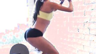 Juicy Alexa Tomas has just finished a strenuous workout, but she still has the energy left to seduce Fernando! After
