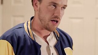 Fresh from fucking Betty, Archie rushes to the sauna where Veronica is trapped. He finds Veronica passed out, so he