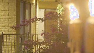 Pristine Edge and Bambino have just concluded their date when they oral sex back to his place. Wandering onto the candlelit