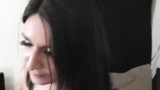 Dark Hair beauty sucking off off penis