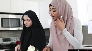 Arab teen prayed on stepbrothers cock
