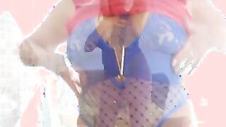 If you've been waiting to watch how a hotblooded blonde beauty likes to play with her sex sex dildos, then Nikki
