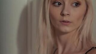 Spy women Chloe Temple is on a top concealed mission that requires her to break in a locked room and