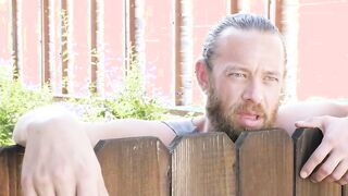 Benchpressing the Neighbors