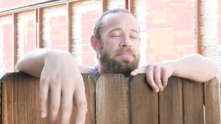Benchpressing the Neighbors