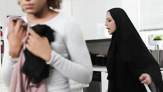 Pleasuring My Stepsister Inside Her Hijab