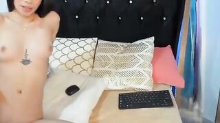 Beautiful Stepsister gives Deepthroat Bi