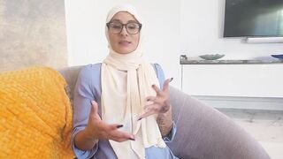 Cant believe i creampie my hijab step mom