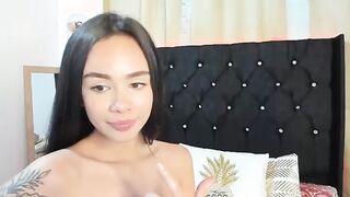 Stepsister Loves the Cum in her Face and Eat it