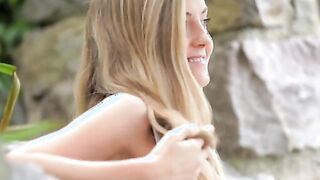 Russian hotties Noleta and Sicilia can't keep their mouths and hands off of each other