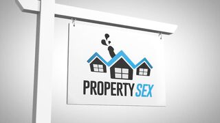 PropertySex Extremely Amazing-Looking Agent Learns New Sales Tactics