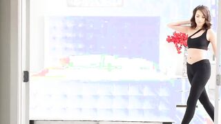 CUM4K babe Hime Marie Picked up for Sex while Jogging