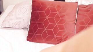 Dildo and Sex Vibrator in this Hottie Woman Holes