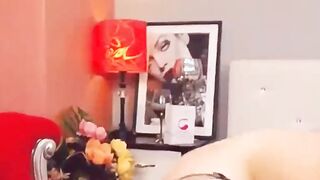 Dildo and Sex Vibrator in this Hottie Woman Holes