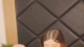 Passionately Cam Babe Fuck Her Pussy