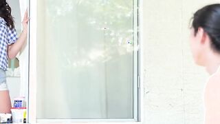 Erotic America - Vivian Foxx is turned on for a strangers penis