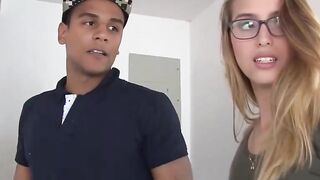 CARNEDELMERCADO - Latina Waitress Lucia Vergara is Horny and Ready for Hard Sex