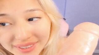 Sexy Solo Blonde Extremely Sucking Her Dildo