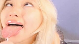 Sexy Solo Blonde Extremely Sucking Her Dildo