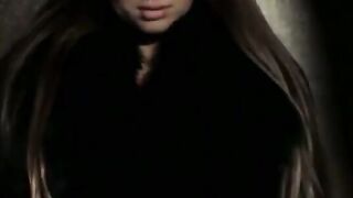 Hottie women watches herself in the mirror while she masturbates